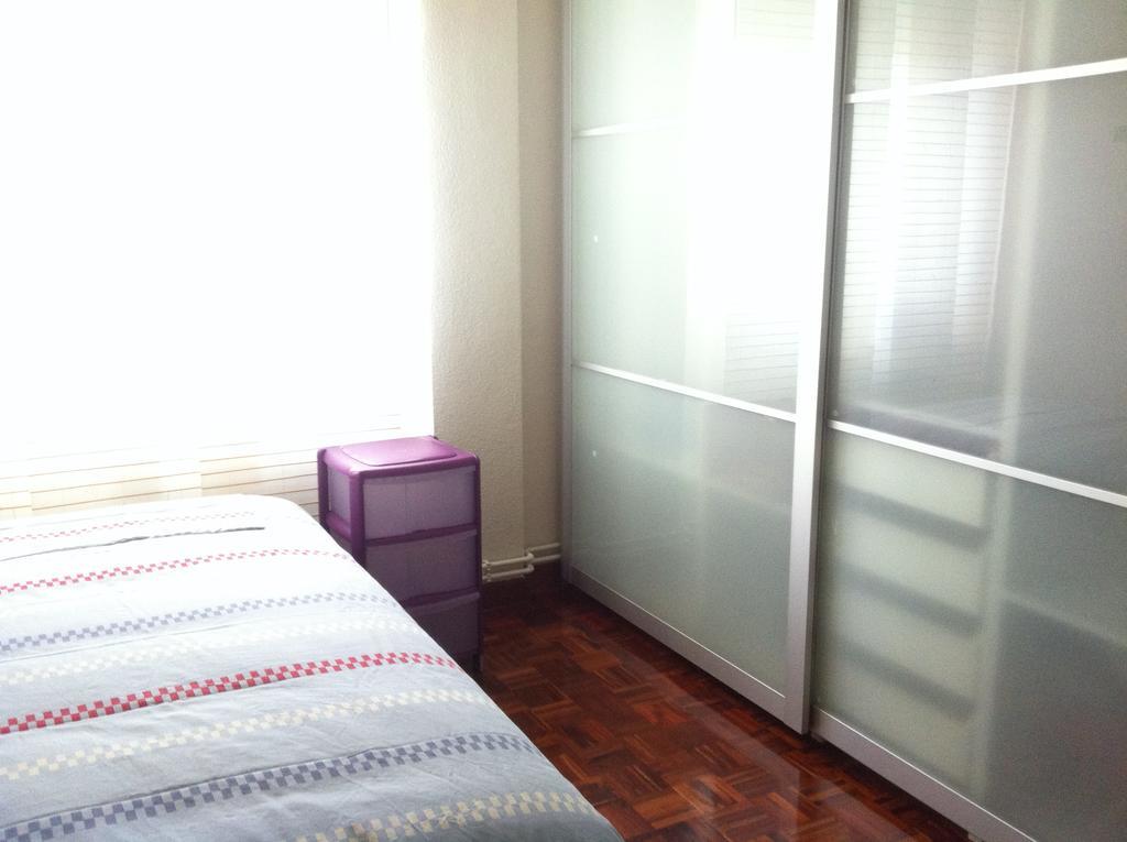 Готель Sunny Apt Close To University With Parking And Wifi Сантандер Екстер'єр фото